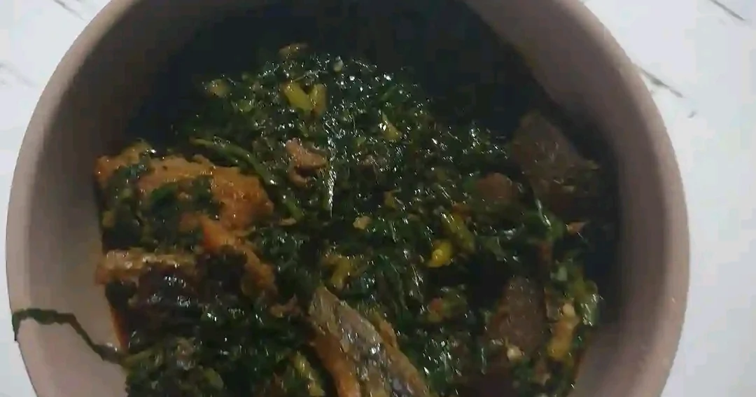 Vegetable soup with fish and pomo