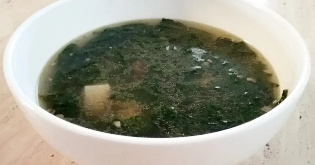 A bowl of Patriotic Soup, served to Emperor Bing in a Buddhist monastery at Chaoshan region during the final year of China's Song dynasty centuries ago around 1278, when he, his family, and Song court and military members were fleeing from