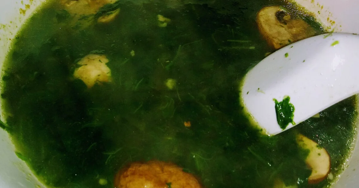 A bowl of Patriotic Soup, served to Emperor Bing in a Buddhist monastery at Chaoshan region during the final year of China's Song dynasty centuries ago around 1278, when he, his family, and Song court and military members were fleeing from 